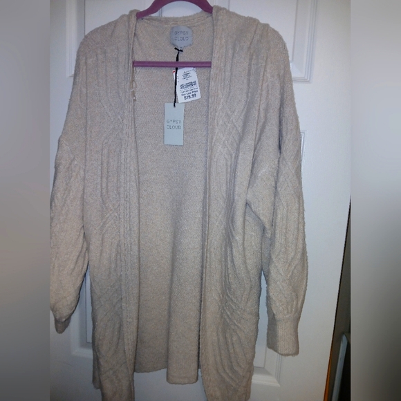 Cardigan - Picture 1 of 2
